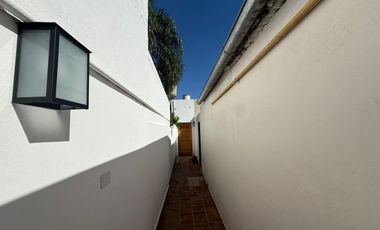 VENTA-CASA-INTERNO UNICO-DOS DORMITORIOS-MUY LUMINOSO-SARGENTO CABRAL