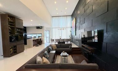 Casa Amueblada en Venta en Fraccionamiento Las Palmas, Medellín, Veracruz.