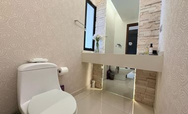 Casa Amueblada en Venta en Fraccionamiento Las Palmas, Medellín, Veracruz.