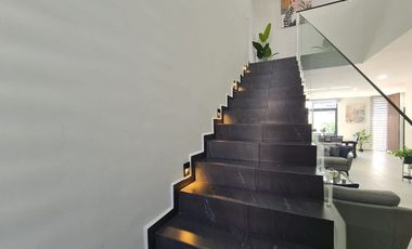 Casa en VENTA en Lomas del mar | CON PANELES SOLARES y SEMIAMUEBLADA