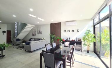 Casa en VENTA en Lomas del mar | CON PANELES SOLARES y SEMIAMUEBLADA