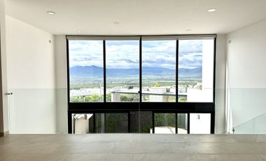 Casa tipo Loft en Venta Zibata Queretaro El Marques