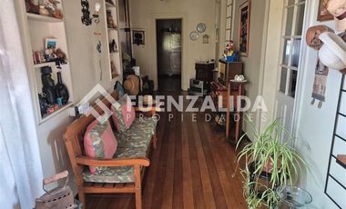 Casa en Venta en CARLOS CONDELL / ANIBAL PINTO
