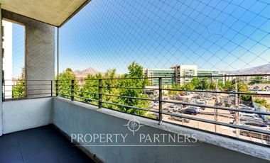 Amplio Departamento con excelente conectividad a la costanera norte