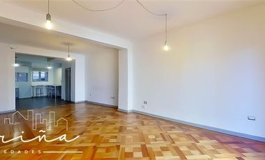 Departamento en Arriendo en Frente a Parque Forestal y a pasos de Metro Bellas Artes