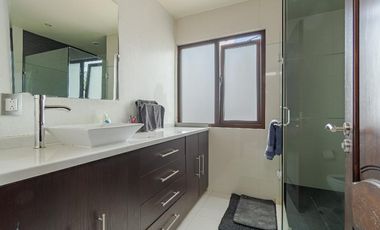 Hermosa residencia en condominio y vigilancia