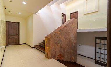 Hermosa residencia en condominio y vigilancia