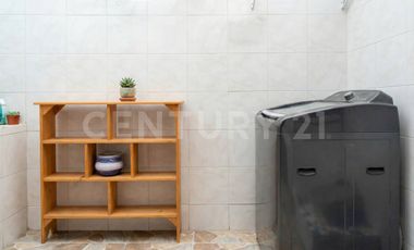 VENDO CASA  EN  SENDEROS DE CHIA
