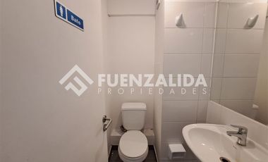 Oficina en Arriendo en Av.Apoquindo / Badajoz / Carlos Martel