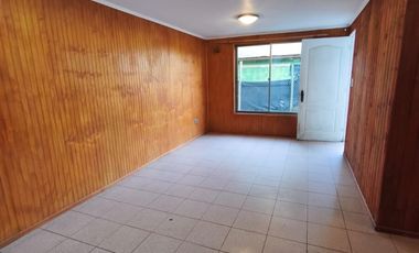 ¡Vive rodeado de naturaleza en Pirque! – Casa en arriendo