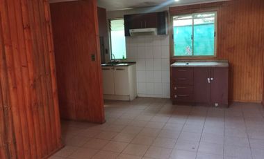 ¡Vive rodeado de naturaleza en Pirque! – Casa en arriendo