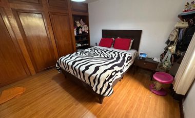 Se Vende Propiedad (Incluye 3 Departamentos) En Los Cedros De Villa.