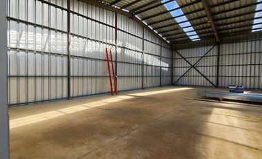 Complejo Industrial en Venta Pillanlelbún, 5.500m2