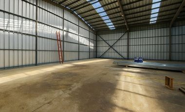Complejo Industrial en Venta Pillanlelbún, 5.500m2
