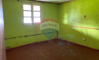 EXCELENTE UBICACION CASA PENCAHUE