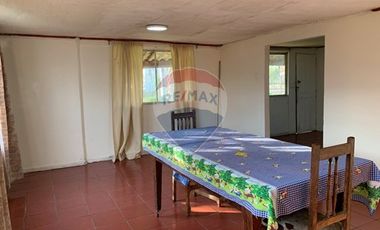 EXCELENTE UBICACION CASA PENCAHUE