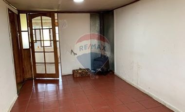 EXCELENTE UBICACION CASA PENCAHUE