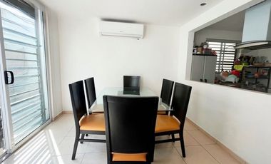 Casa amueblada en renta Paseo Amberes, Guadalupe N.L.