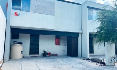 Casa amueblada en renta Paseo Amberes, Guadalupe N.L.