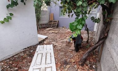 PEDRO LEON UGALDE  Y HUERFANOS