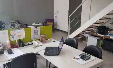 Apto Crédito - Gorostiaga esquina Av Cabildo - Excelente Duplex con Cochera - Seguridad 24hs