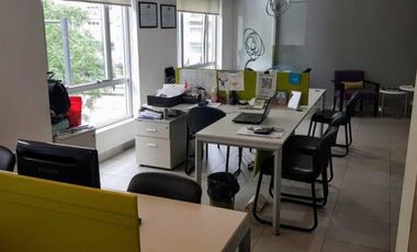 Apto Crédito - Gorostiaga esquina Av Cabildo - Excelente Duplex con Cochera - Seguridad 24hs