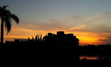 Lagoon Pilar, Crystal Lagoon | Venta | Departamento de 4 ambientes con jardín y vista a la laguna