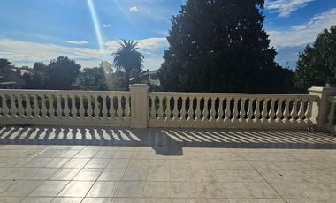 Venta Casa en Acassuso de 6 dormitorios