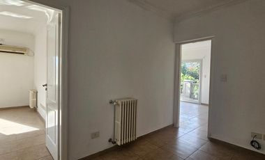 Venta Casa en Acassuso de 6 dormitorios