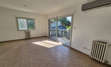 Venta Casa en Acassuso de 6 dormitorios