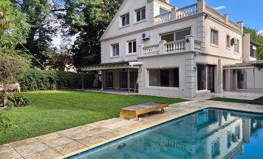 Venta Casa en Acassuso de 6 dormitorios
