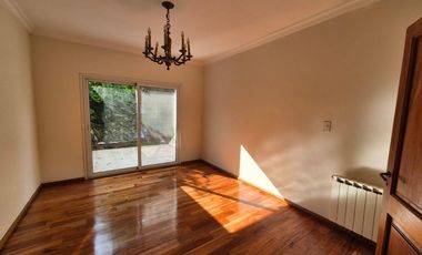 Venta Casa en Acassuso de 6 dormitorios