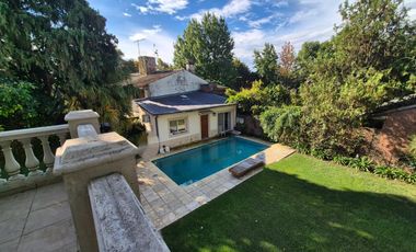 Venta Casa en Acassuso de 6 dormitorios