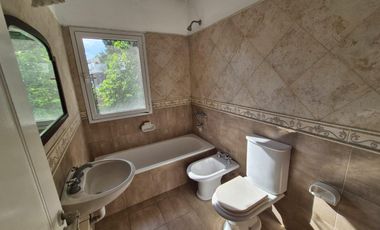 Venta Casa en Acassuso de 6 dormitorios