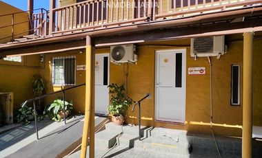 Complejo con local comercial en Colón