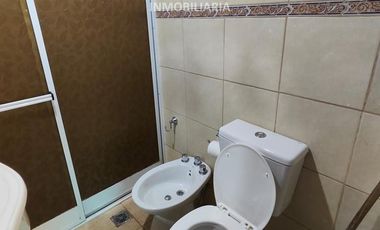 Complejo con local comercial en Colón