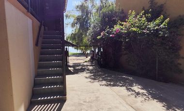 Complejo con local comercial en Colón