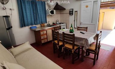 Complejo con local comercial en Colón