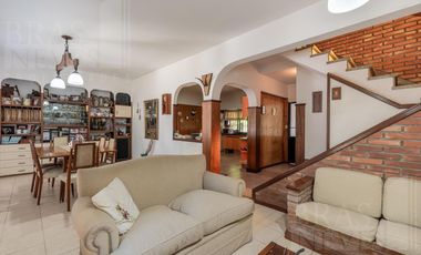 3 dormitorios - 2 baños completos // frente al Golf - IMPECABLE