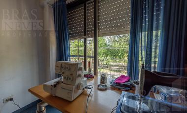 3 dormitorios - 2 baños completos // frente al Golf - IMPECABLE