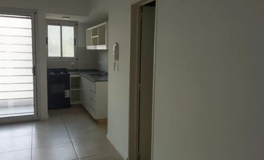 Alquiler Departamento monoambiente,  en Villa Saenz Peña