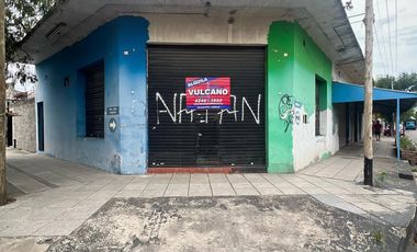 Local en Lanus