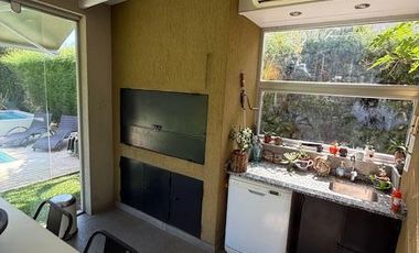 Casa 5 ambientes en alquiler con jardin y piscina - Fincas de Iraola