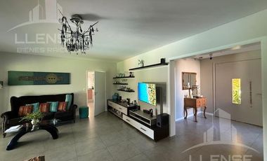 Casa 5 ambientes en alquiler con jardin y piscina - Fincas de Iraola