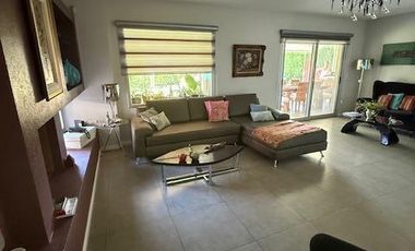 Casa 5 ambientes en alquiler con jardin y piscina - Fincas de Iraola