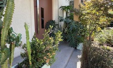 Casa 5 ambientes en alquiler con jardin y piscina - Fincas de Iraola