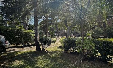 Casa con dos habitaciones en Costa del Este - Calle Dalias e/ Av. 3 y Los Claveles al 257