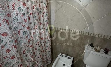 Casa con dos habitaciones en Costa del Este - Calle Dalias e/ Av. 3 y Los Claveles al 257