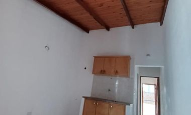 Departamento en  Villa Sarita, sobre Pedernera casi Roca