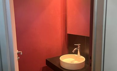 Acassuso Libertador al río. Líndisima casa en venta, 3 dormitorios, dependencia, garage, jardin